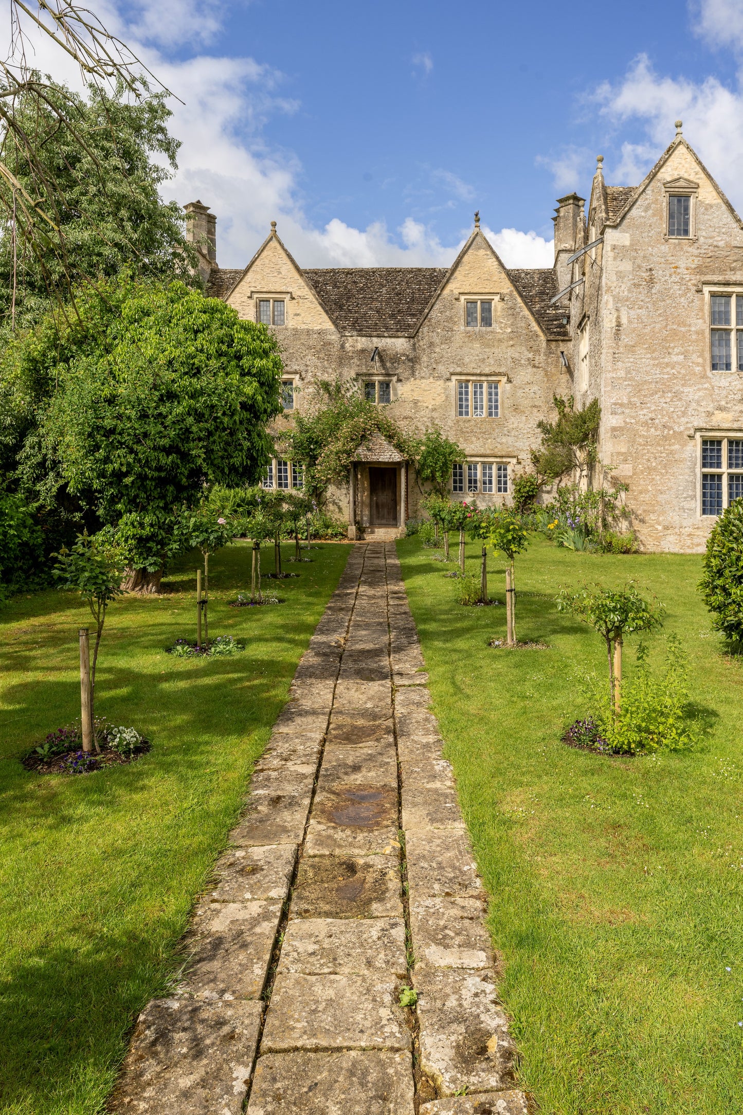 SOLD OUT Writing Kelmscott masterclass – creating your own house of words with Robert Seatter  - Tuesday 24th June