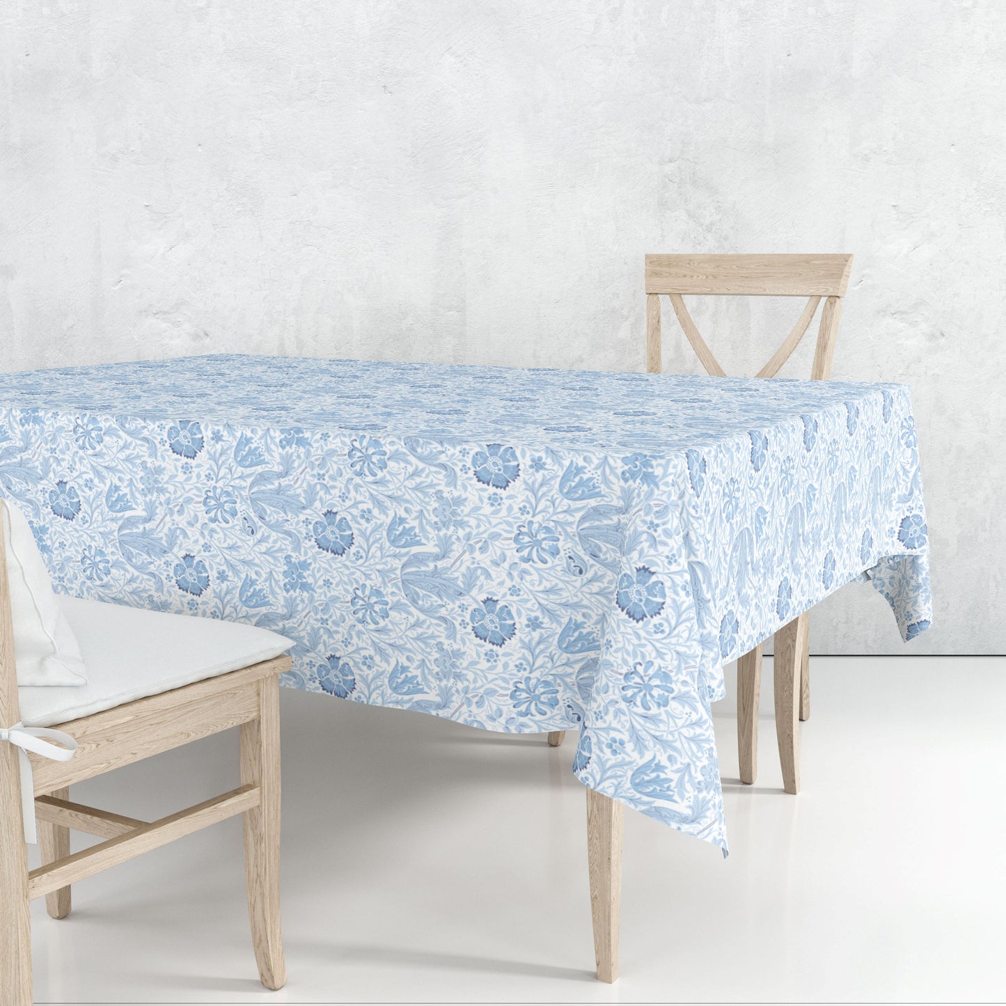 tablecloth 132cm x 228cm Compton blue