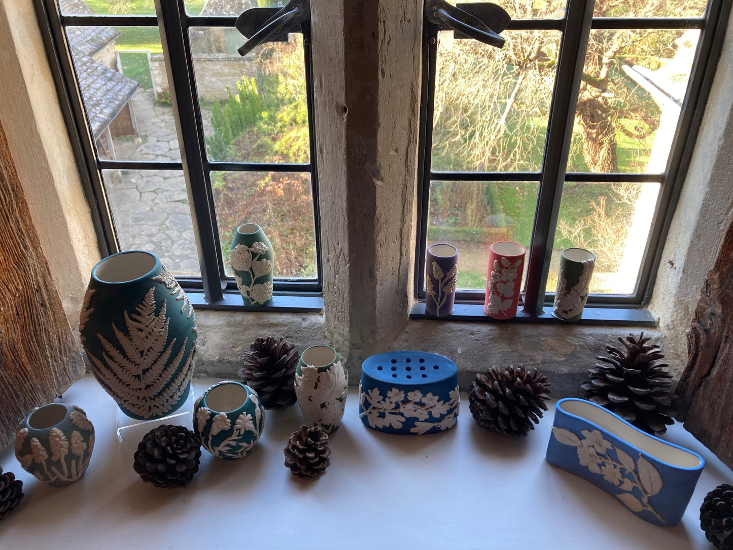 The full collection of Kelmscott Leaves vases by Alison Procto