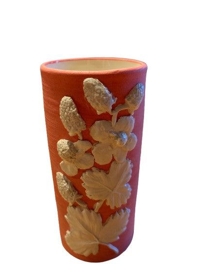 Kelmscott Leaves - Wild Strawberry bud vase - AP44